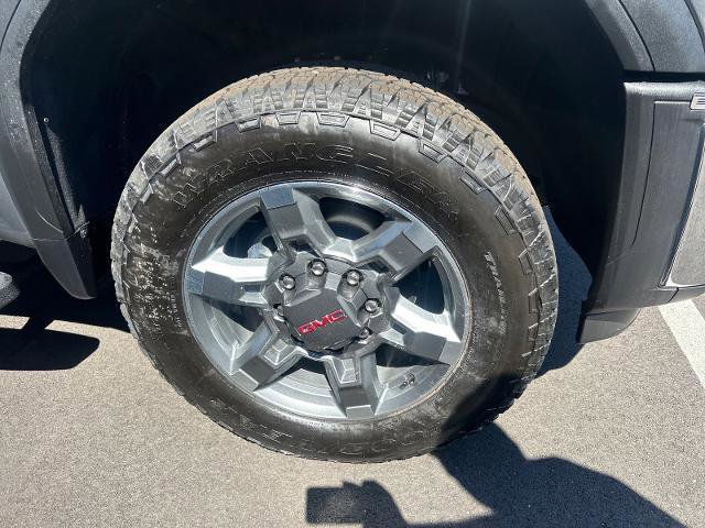 New 2026 GMC Sierra 3500 SLT w/ SLT Premium Package AWD/4WD image 3