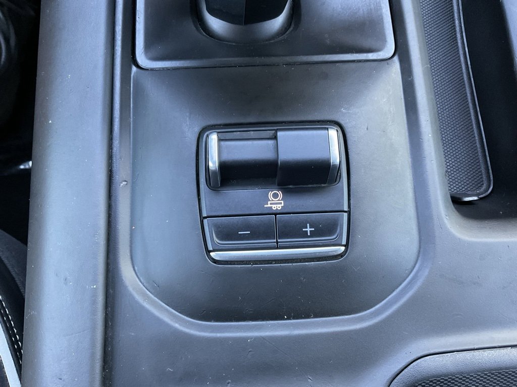 Used 2022 GMC Sierra 1500 AT4X image 17