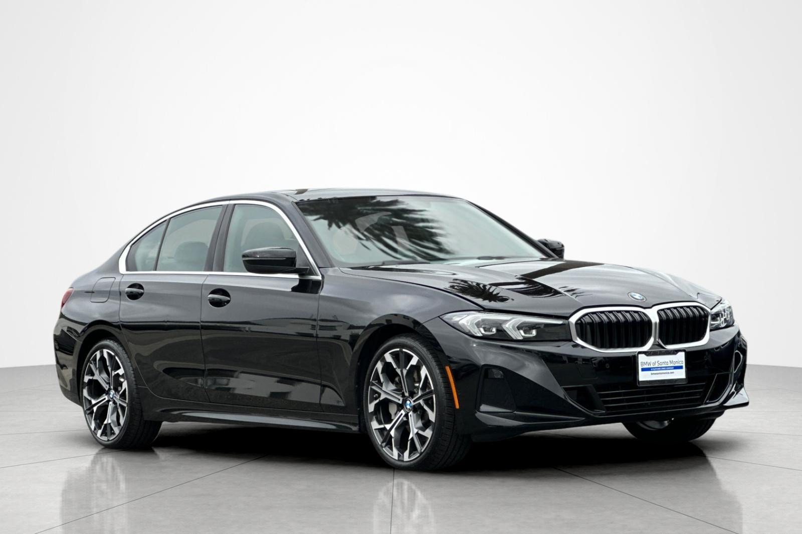 Used 2026 BMW 330i Sedan w/ Premium Package RWD image 7