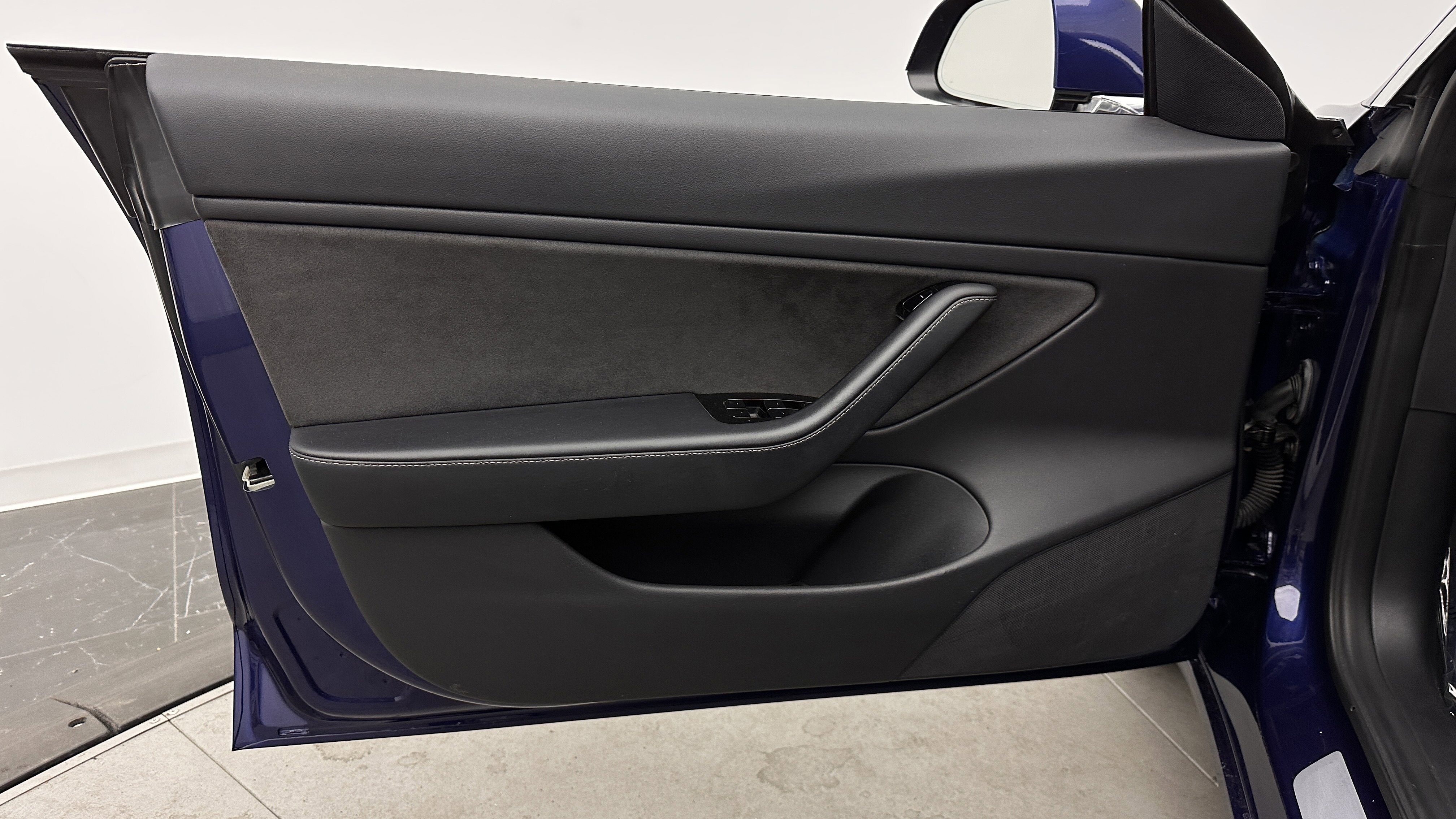 Used 2018 Tesla Model 3 Long Range image 11