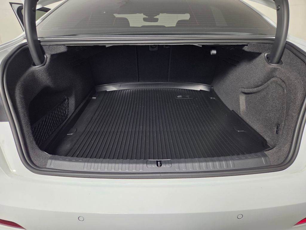 Used 2025 Audi A6 3.0T Premium image 28