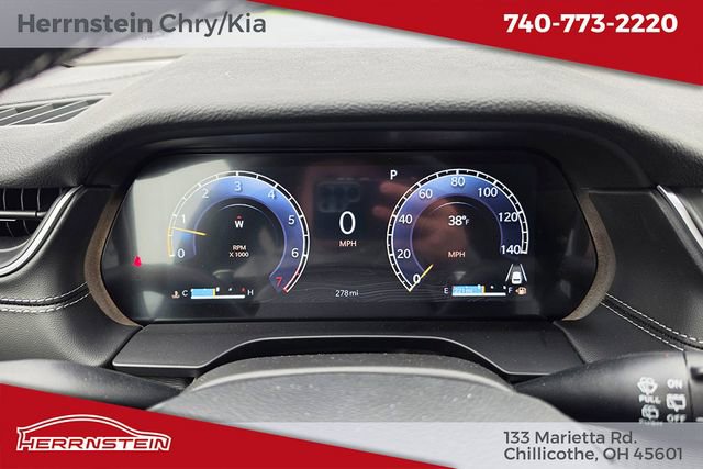 New 2025 Jeep Grand Cherokee L Laredo image 17