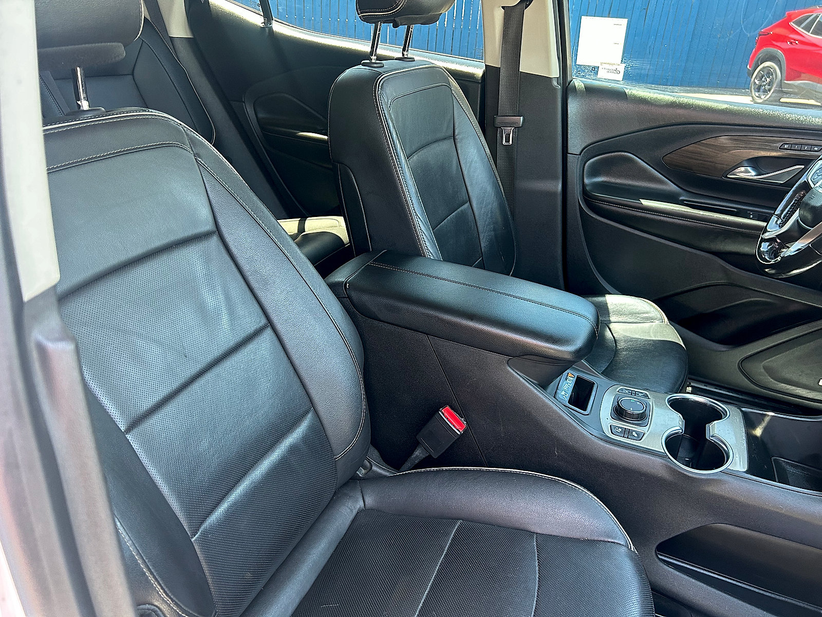 Used 2018 GMC Terrain Denali w/ Comfort Package FWD image 31