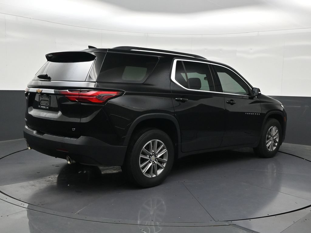 Used 2023 Chevrolet Traverse LT FWD image 5