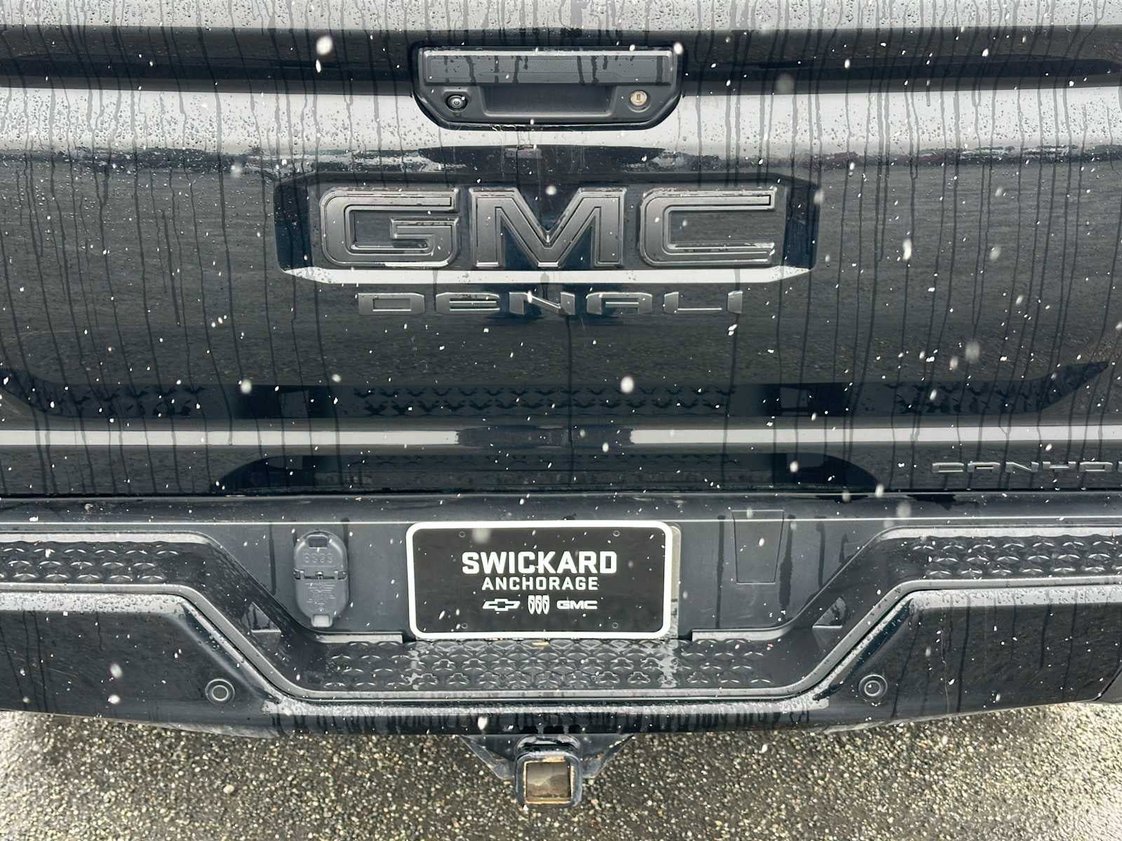 Used 2023 GMC Canyon Denali AWD/4WD image 13