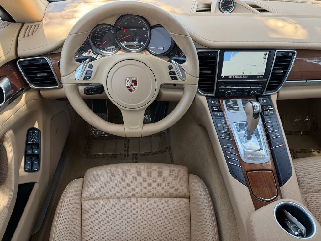 Used 2014 Porsche Panamera RWD image 10