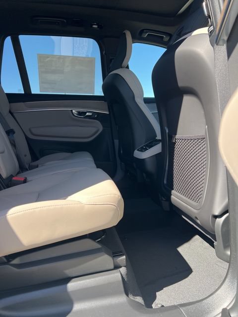 New 2026 Volvo XC90 B5 Core AWD/4WD image 29