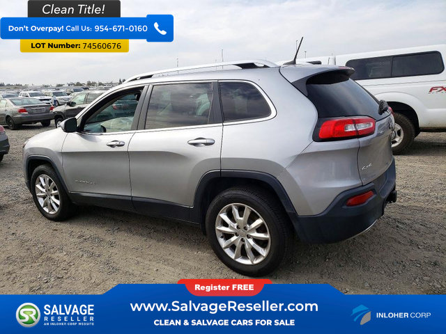 Used 2016 Jeep Cherokee Limited AWD/4WD image 3