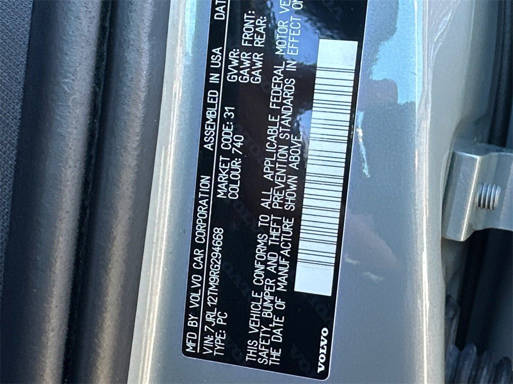 Used 2024 Volvo S60 B5 Ultimate w/ Climate Package image 34