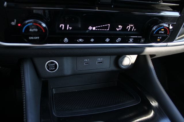 Used 2023 Nissan Rogue SL AWD/4WD image 18