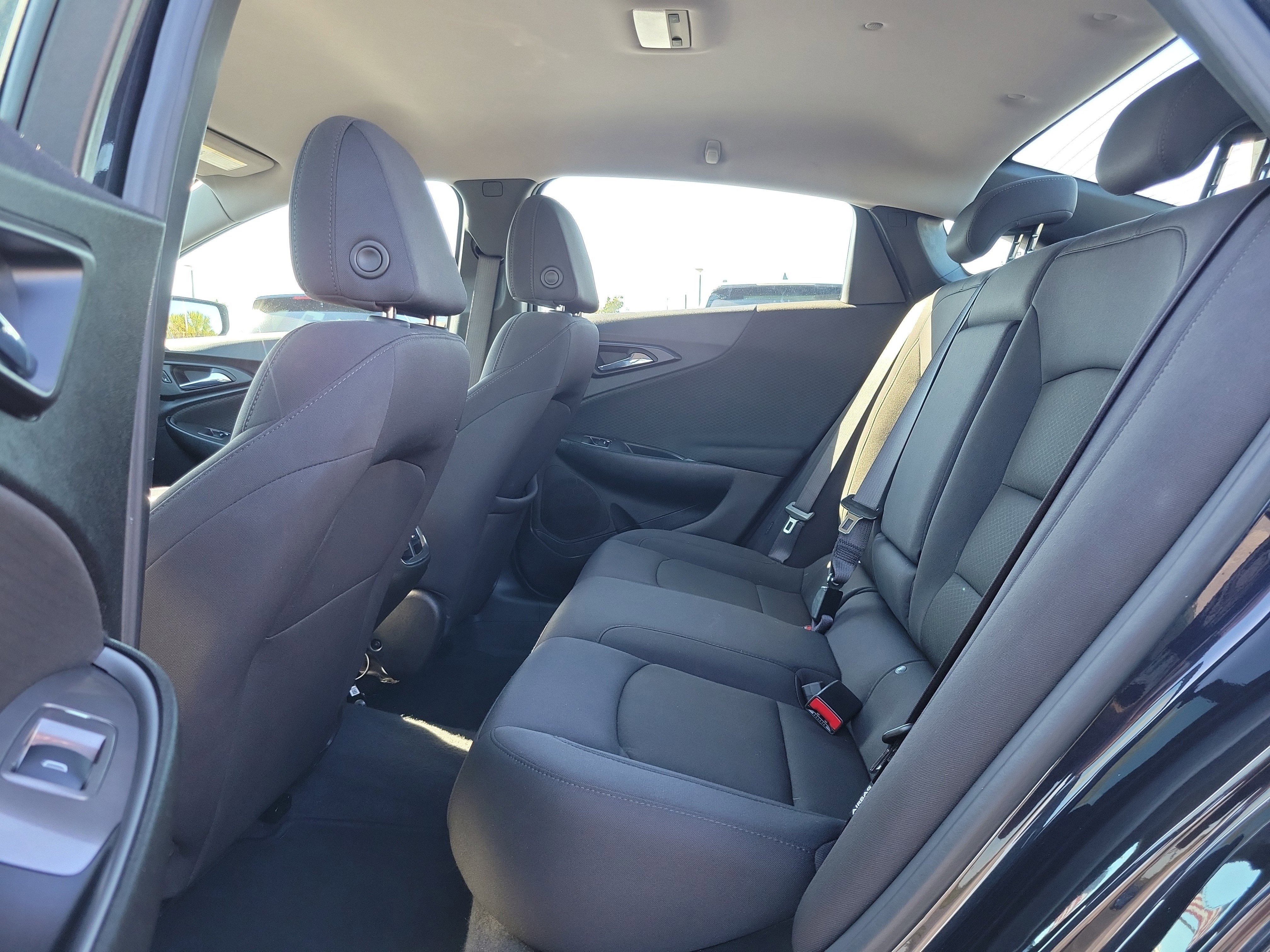Used 2023 Chevrolet Malibu LT FWD image 12