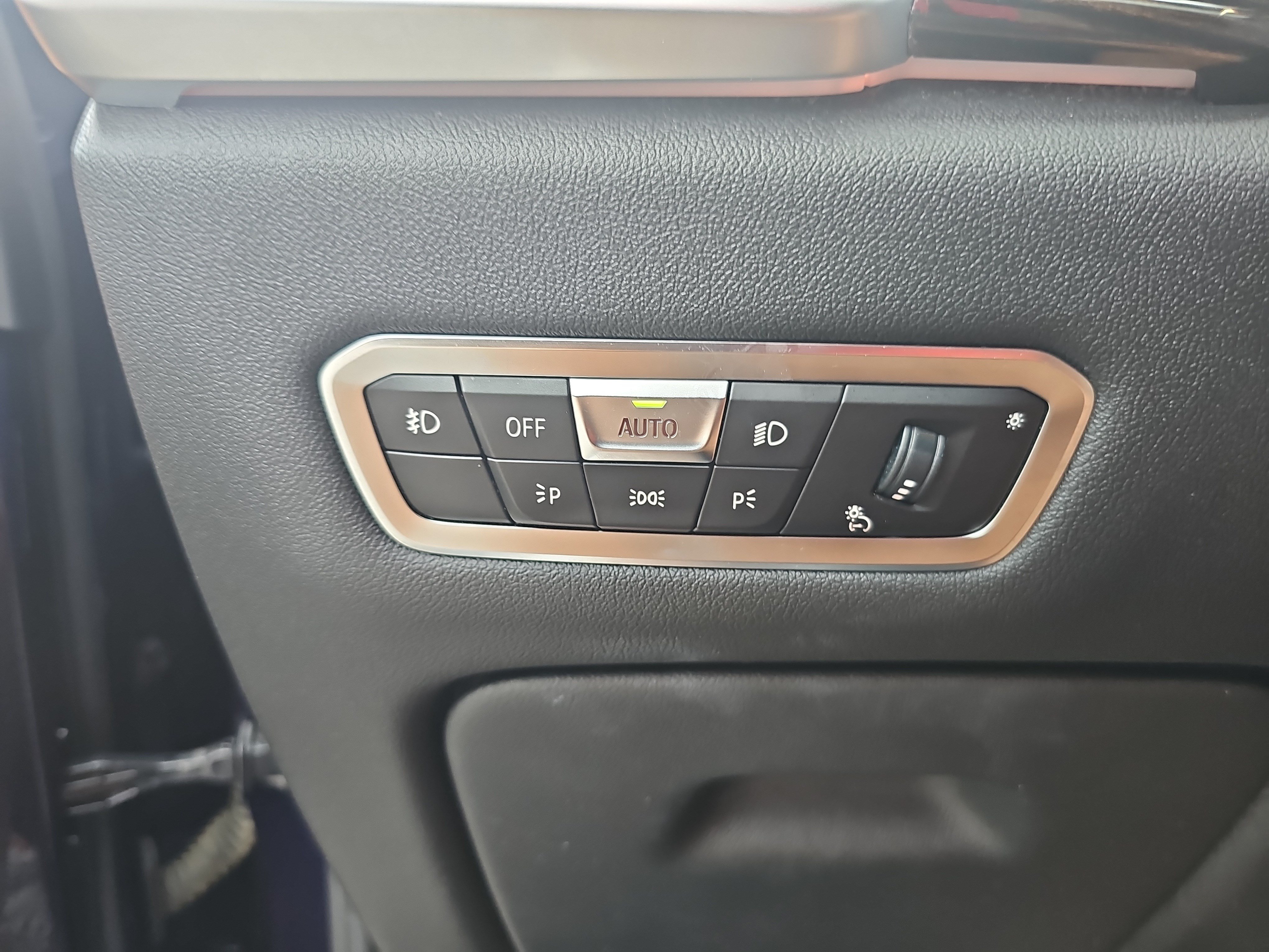 Used 2019 BMW X5 xDrive40i AWD/4WD image 26