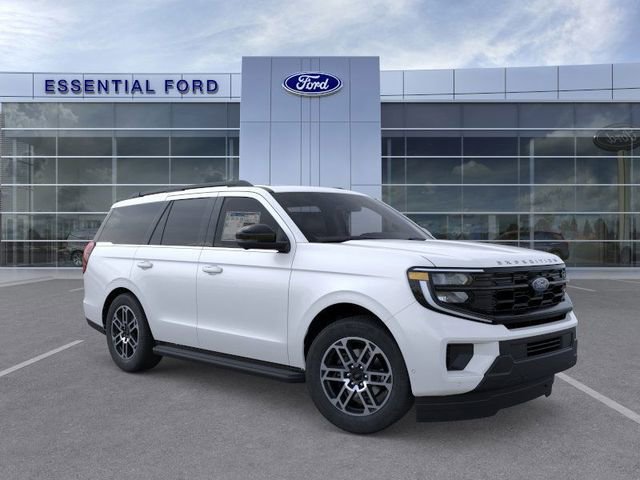 New 2026 Ford Expedition Active image 7