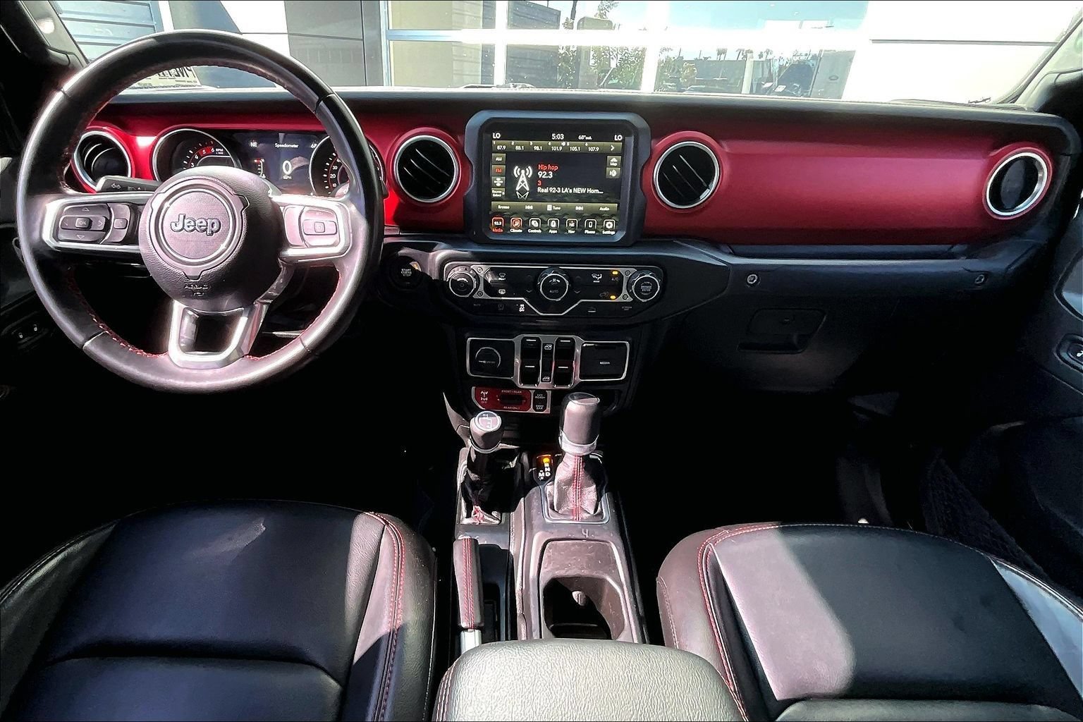 Used 2022 Jeep Gladiator Rubicon w/ LED Lighting Group AWD/4WD image 15