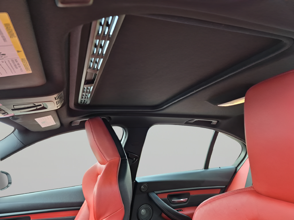 Used 2018 BMW M3 RWD image 26