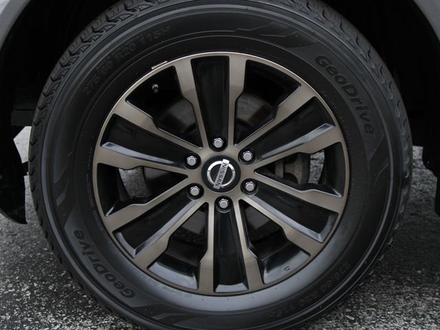 Used 2017 Nissan Armada Platinum AWD/4WD image 37