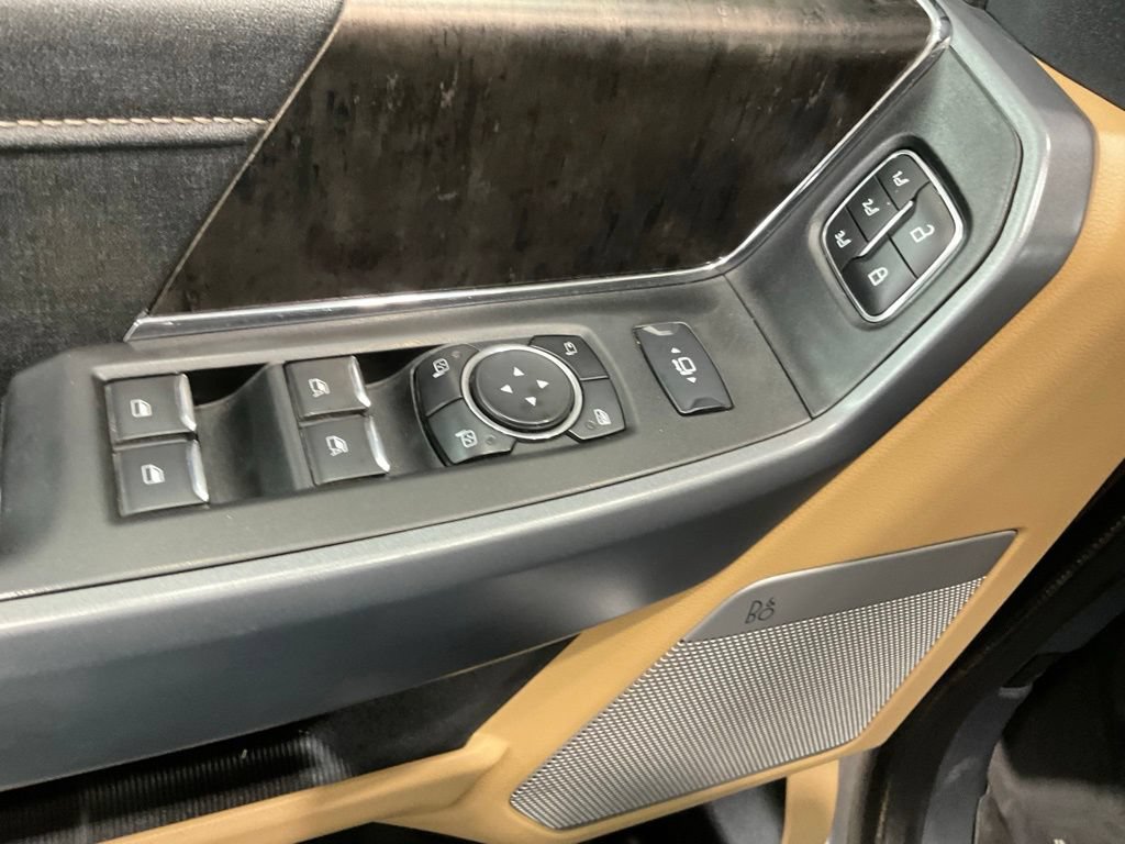 Used 2024 Ford F250 Lariat w/ Lariat Ultimate Package AWD/4WD image 7