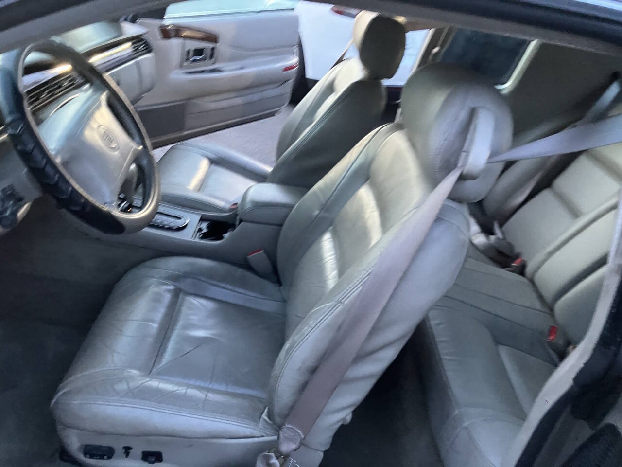 Used 2000 Cadillac Eldorado ESC w/ Comfort/Convenience Pkg FWD image 21