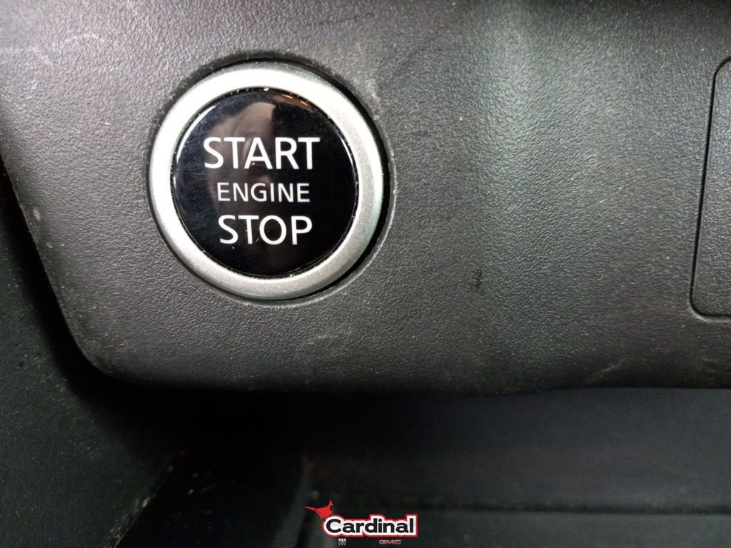 Used 2023 Nissan Rogue S image 29