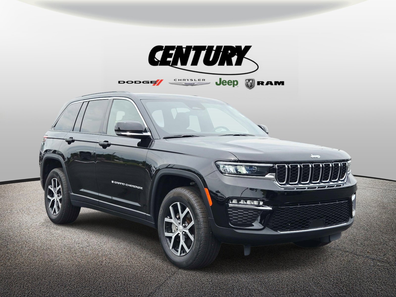 Used 2025 Jeep Grand Cherokee Limited AWD/4WD image 1