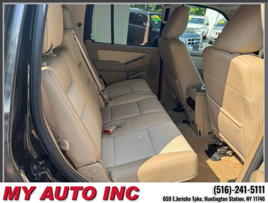 Used 2010 Ford Explorer Limited image 30
