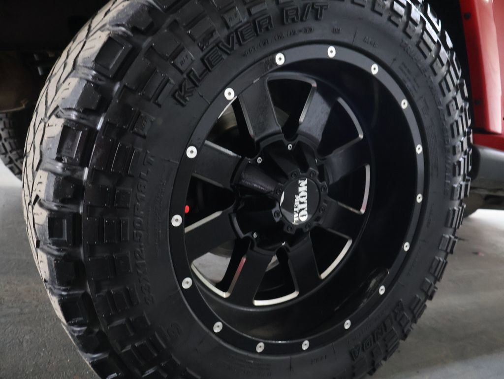 Used 2015 Jeep Wrangler Unlimited Sahara image 29