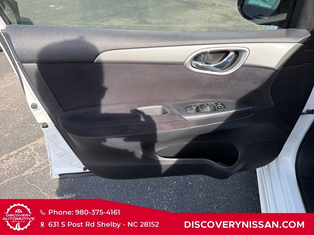 Used 2014 Nissan Sentra SR image 10