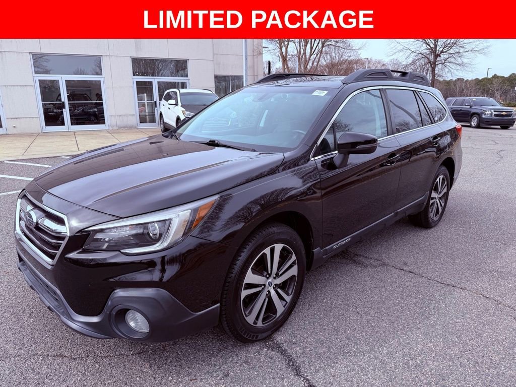 Used 2018 Subaru Outback 2.5i Limited image 3