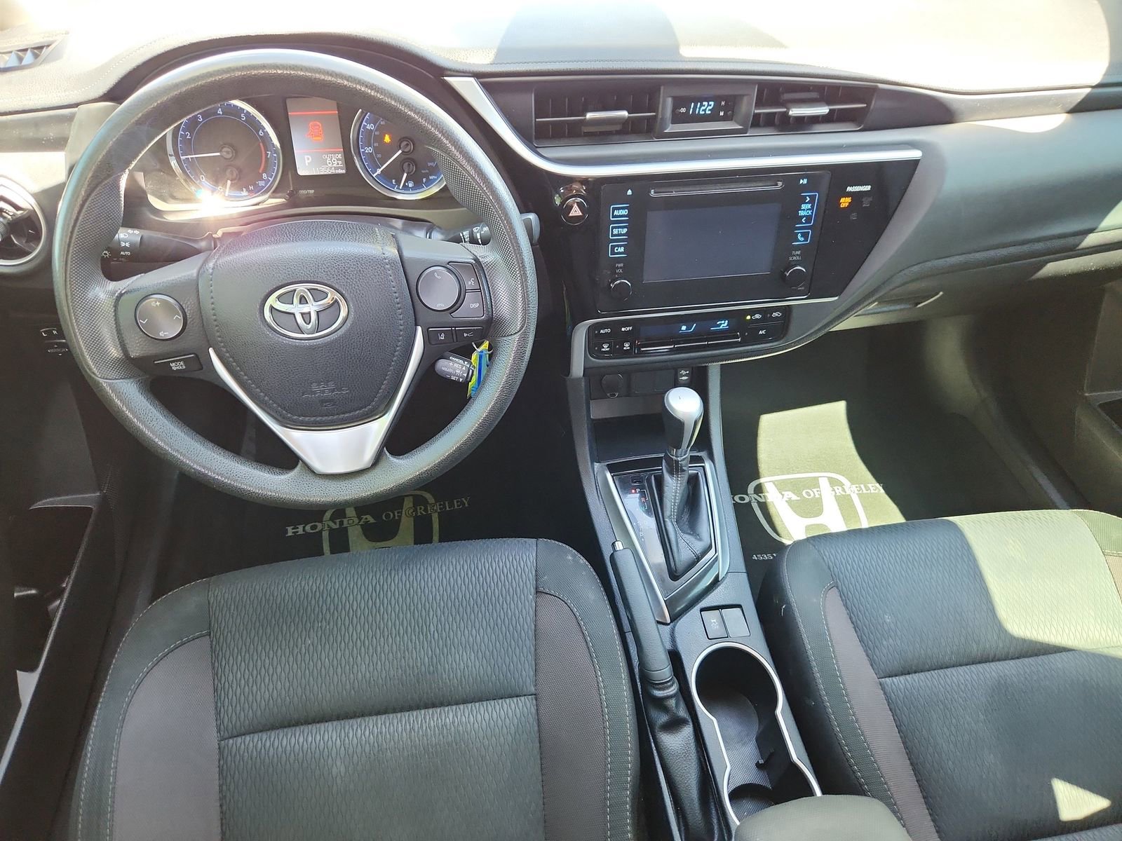 Used 2017 Toyota Corolla LE w/ Carpet Mat Package (TMS) FWD image 12