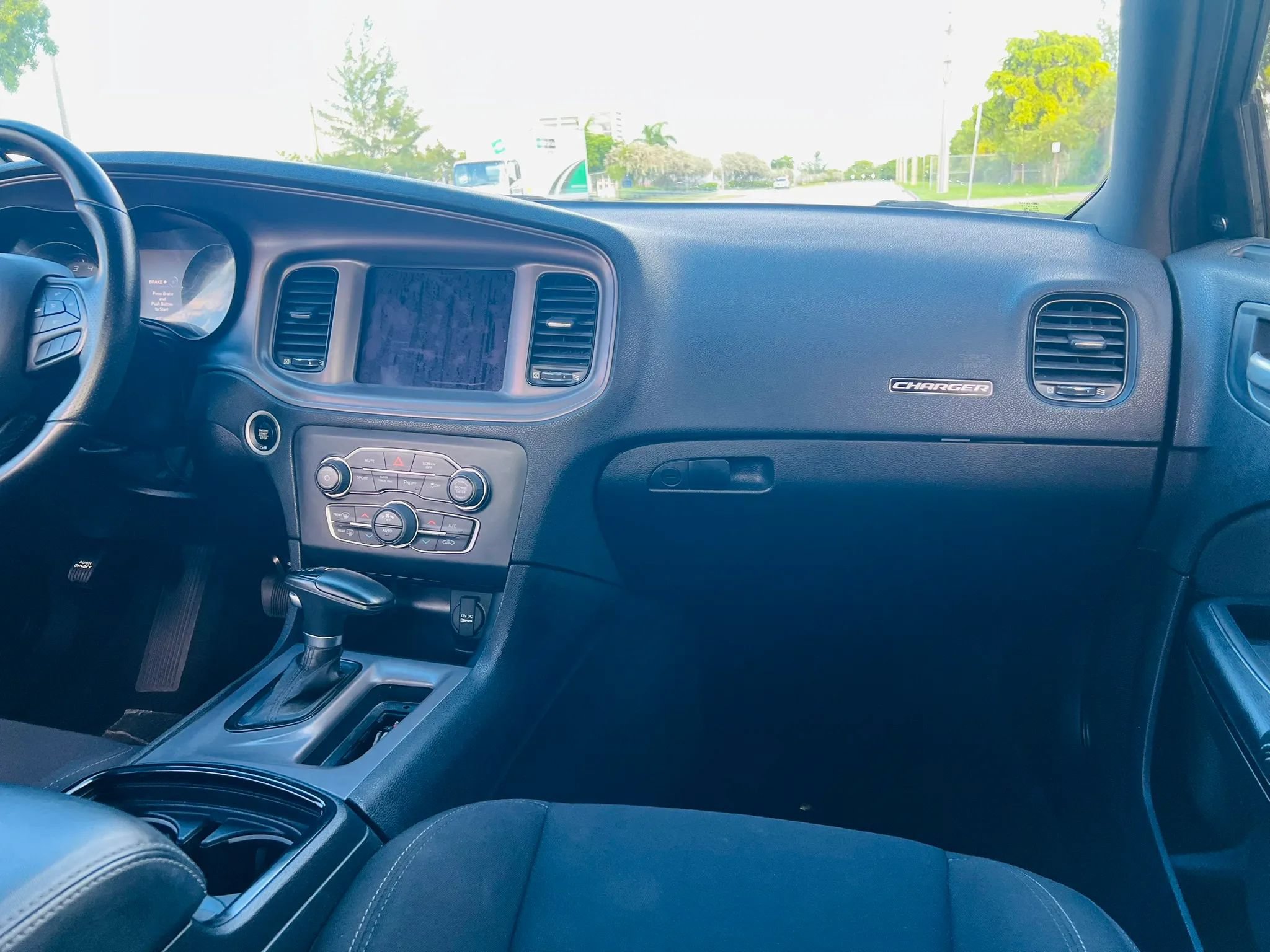 Used 2023 Dodge Charger R/T w/ Blacktop Package RWD image 15