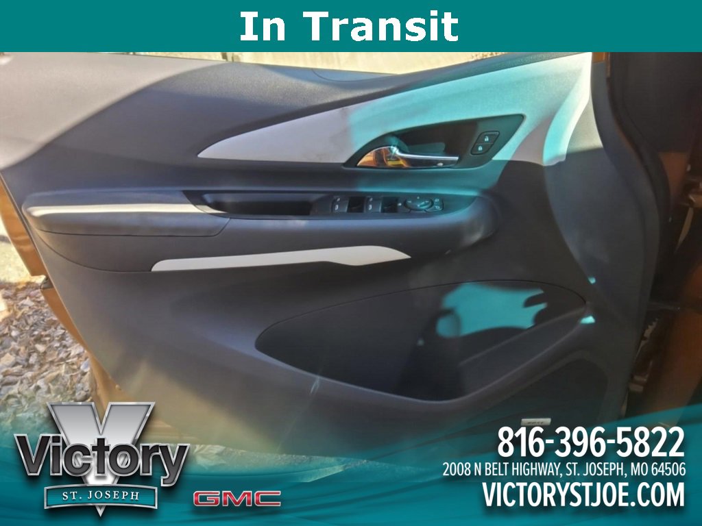 Used 2017 Chevrolet Bolt Premier w/ Driver Confidence II Package image 4