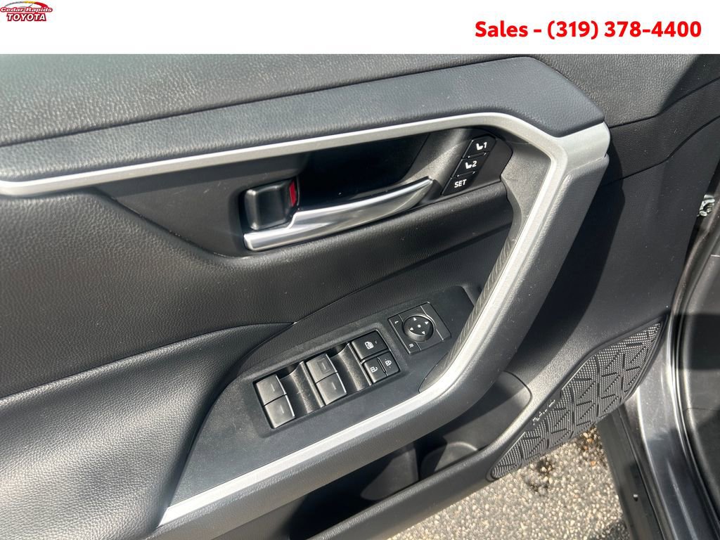 Certified 2022 Toyota RAV4 XLE Premium image 13