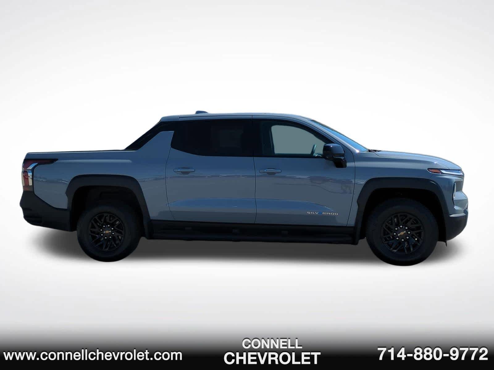 Used 2026 Chevrolet Silverado EV LT AWD/4WD image 4