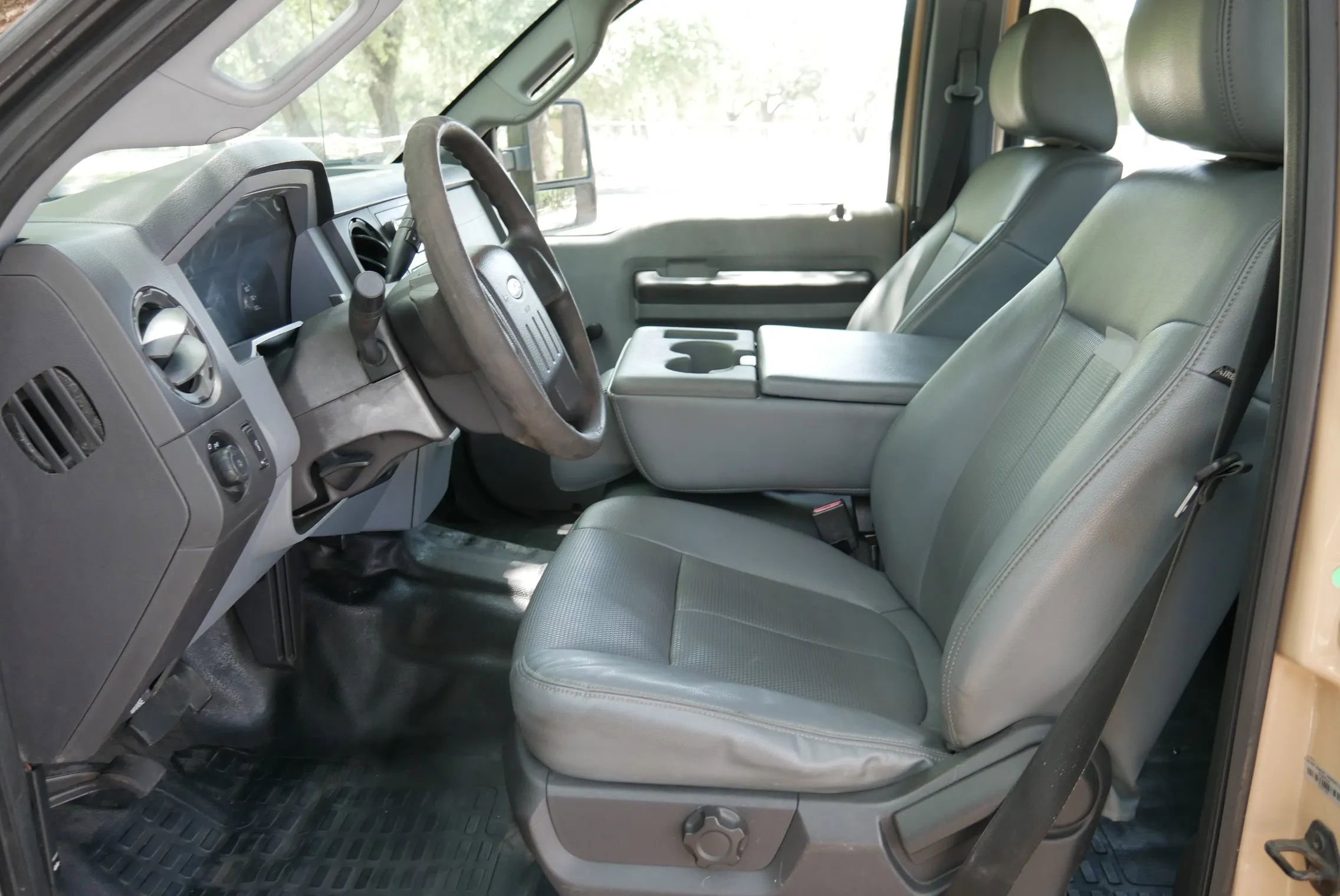 Used 2015 Ford F350 XL image 12