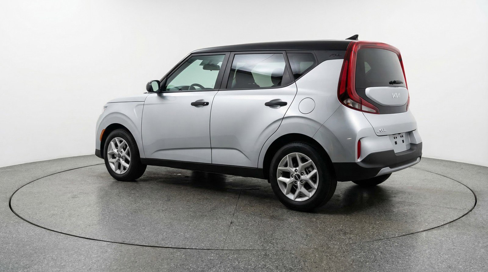 Used 2025 Kia Soul LX w/ LX Technology Package image 6
