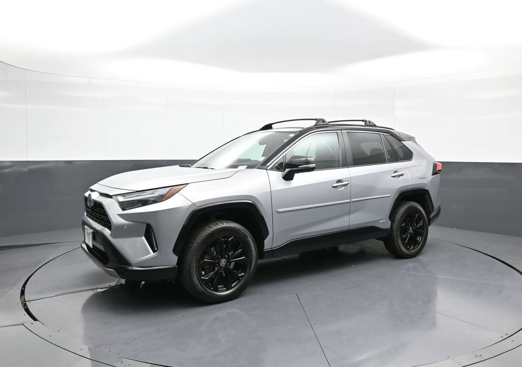 Certified 2022 Toyota RAV4 XSE AWD/4WD image 10