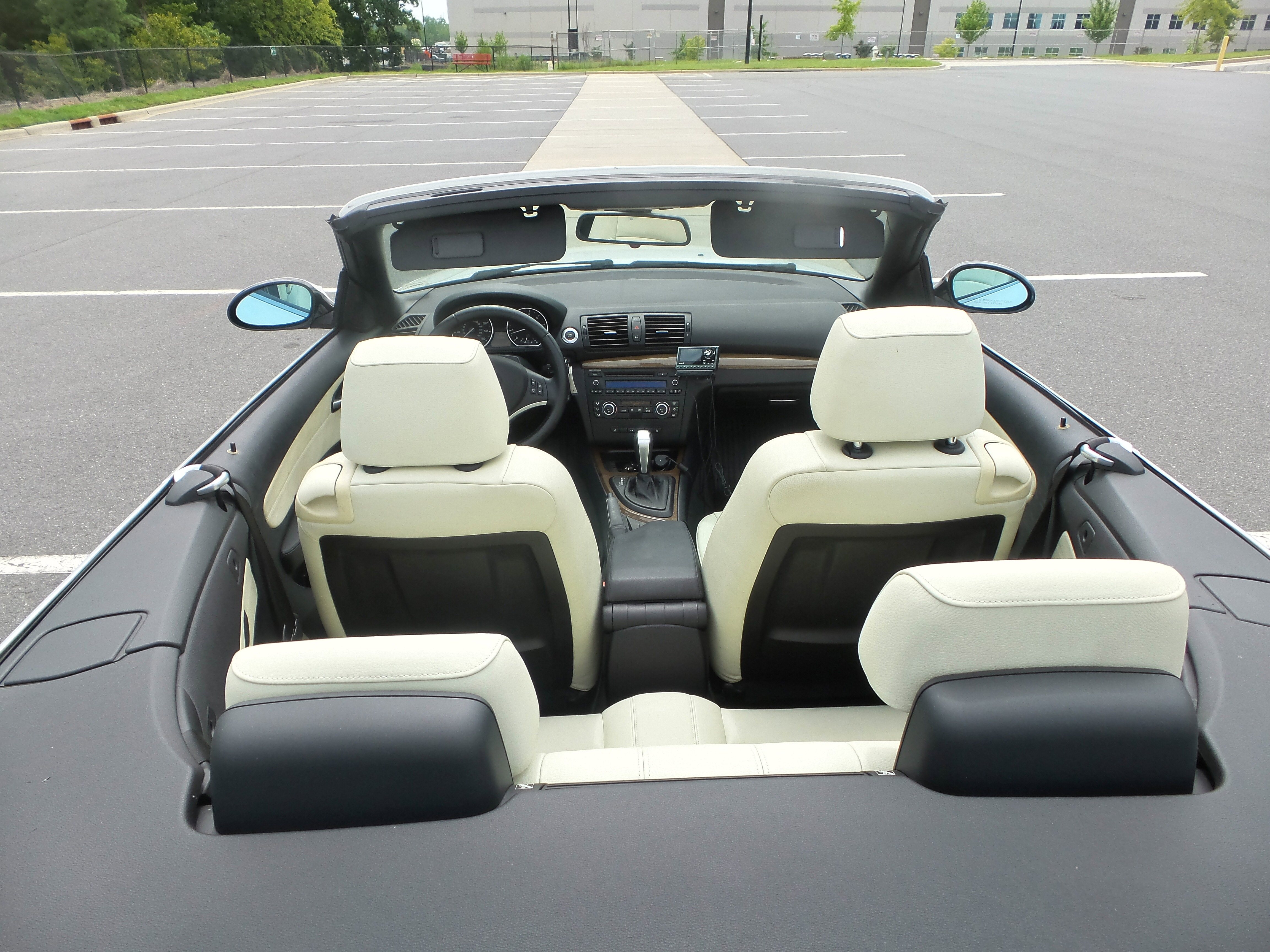 Used 2009 BMW 128i Convertible image 64