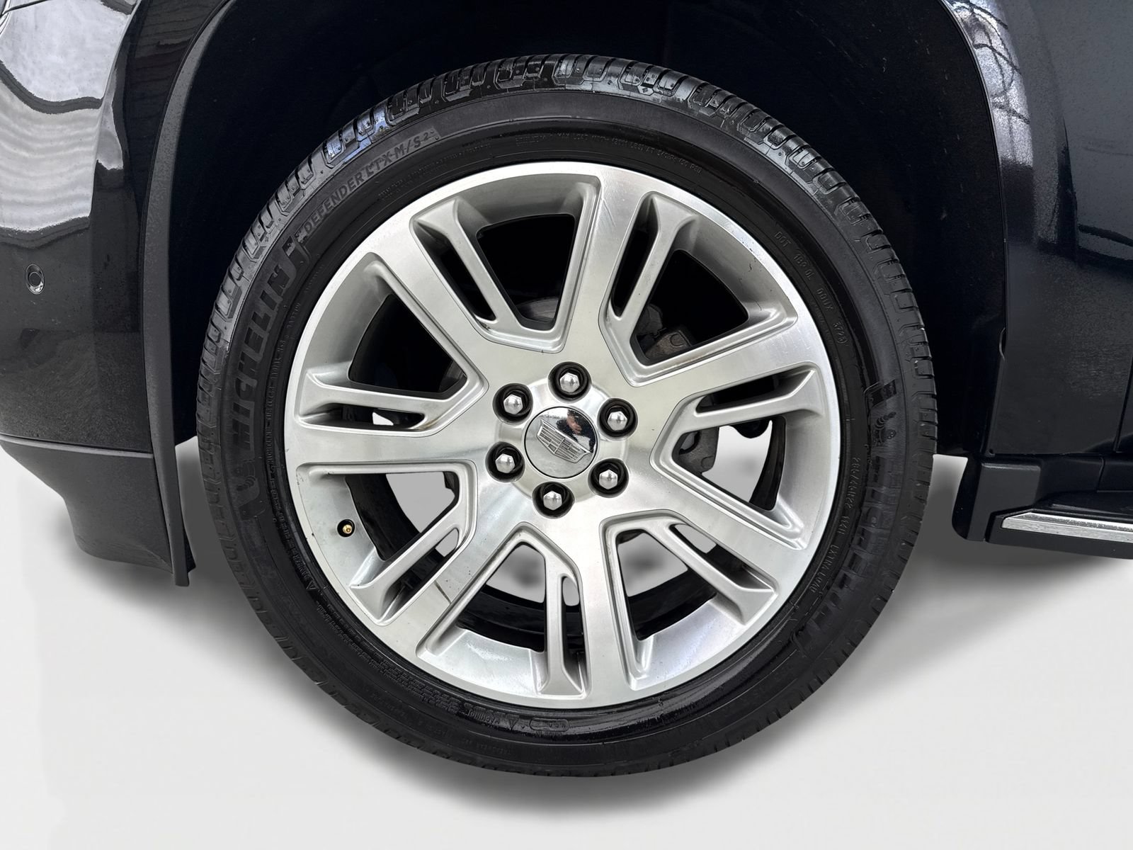 Used 2018 Cadillac Escalade Luxury AWD/4WD image 54