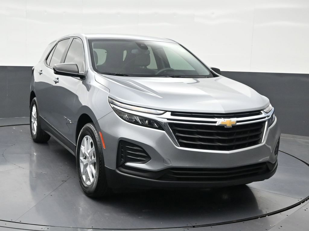 Used 2023 Chevrolet Equinox LS FWD image 8