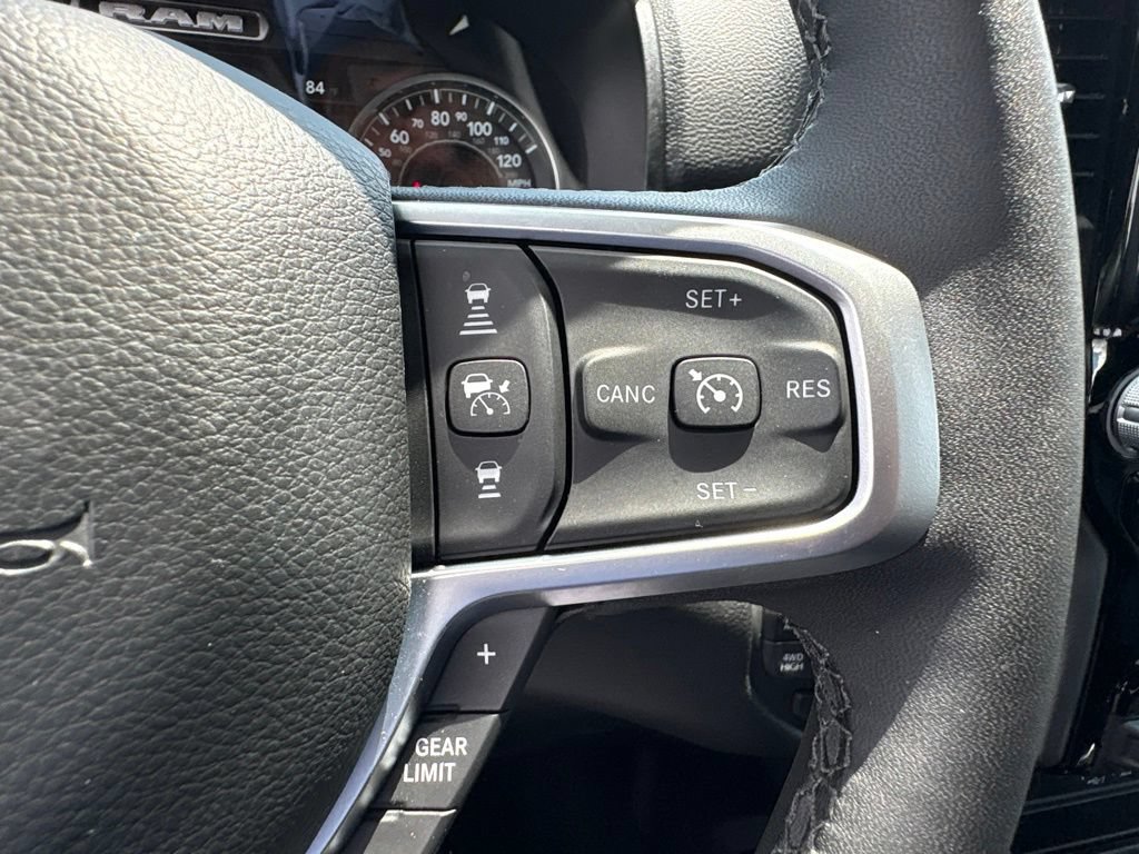 Used 2025 RAM 1500 Big Horn AWD/4WD image 24