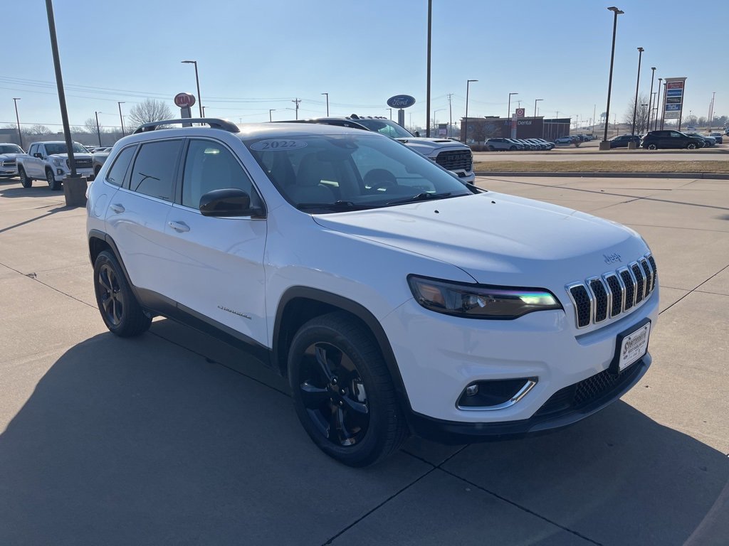 Used 2022 Jeep Cherokee Limited image 14