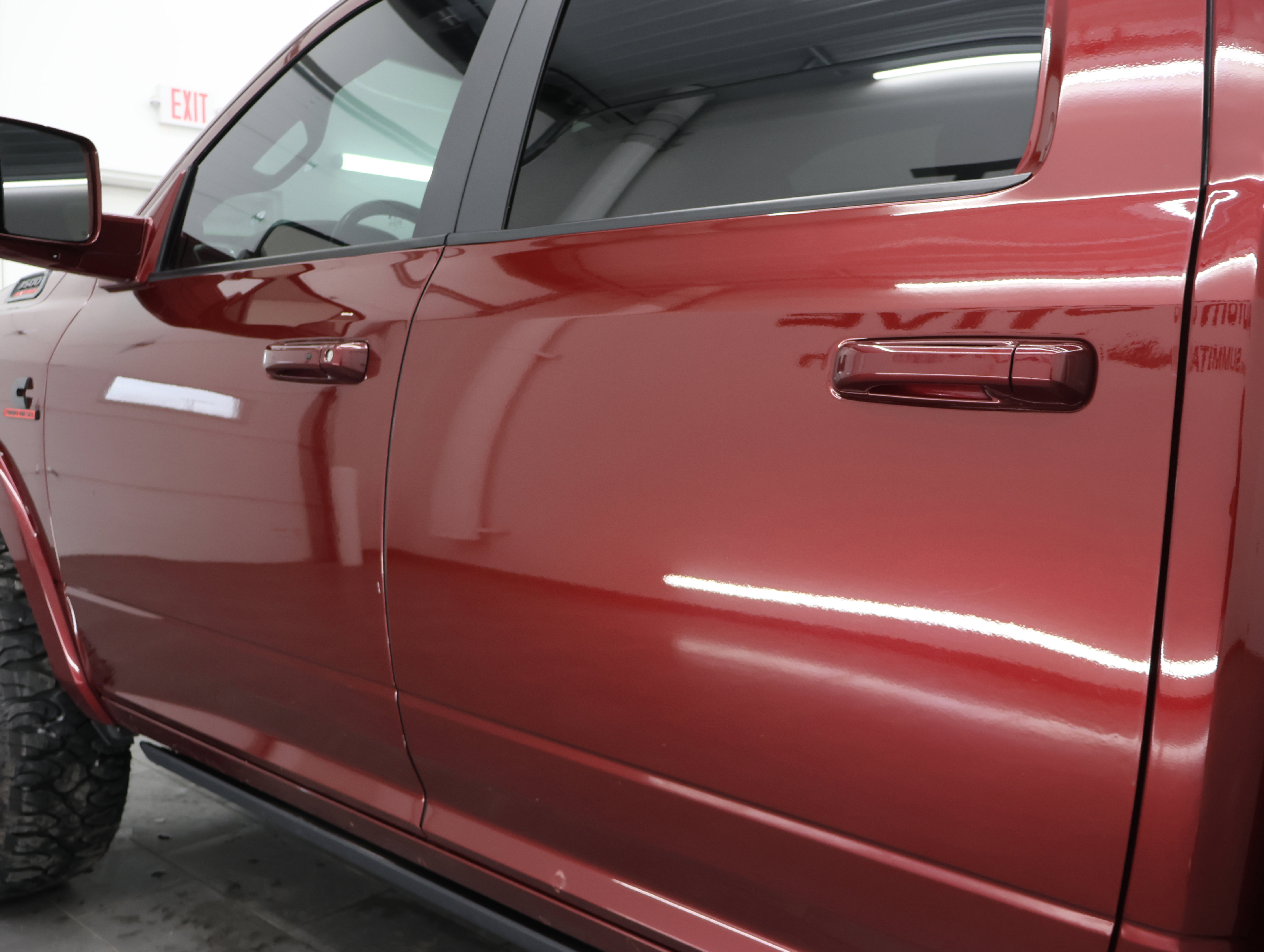 Used 2022 RAM 3500 Laramie image 32