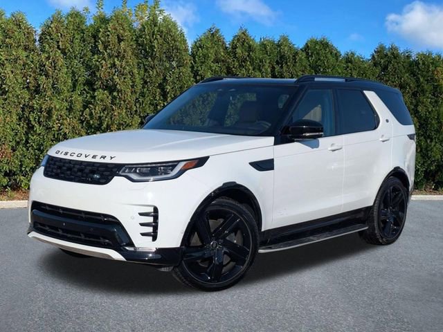 Certified 2025 Land Rover Discovery Dynamic SE AWD/4WD image 1