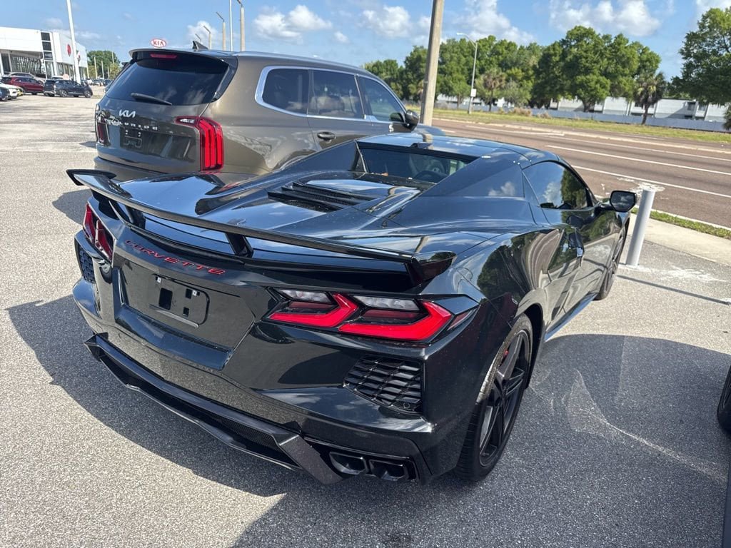 Used 2025 Chevrolet Corvette Stingray Premium Conv w/ Z51 Performance Package RWD image 5