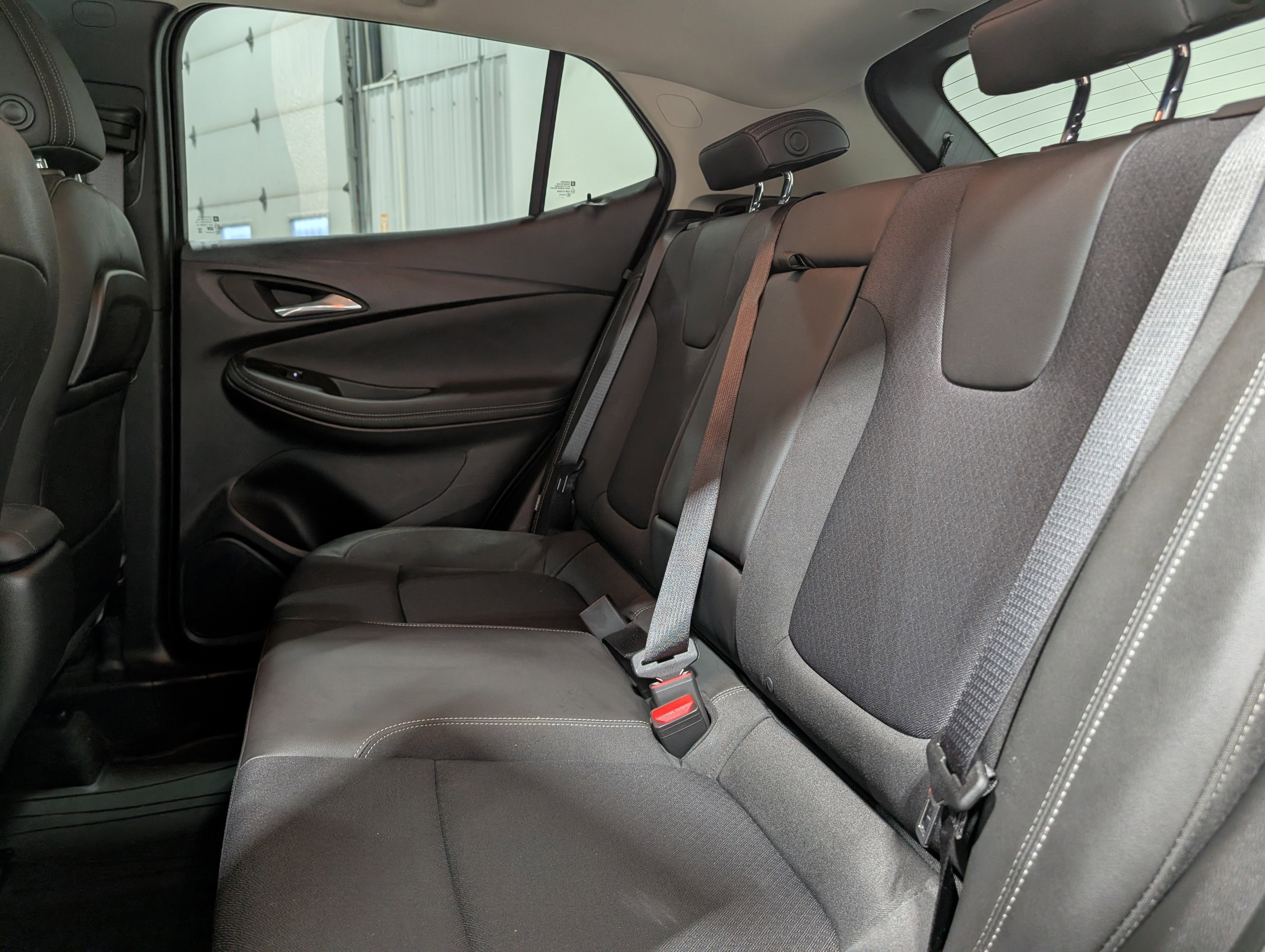 Used 2023 Buick Encore GX Select w/ Sport Touring Package AWD/4WD image 15