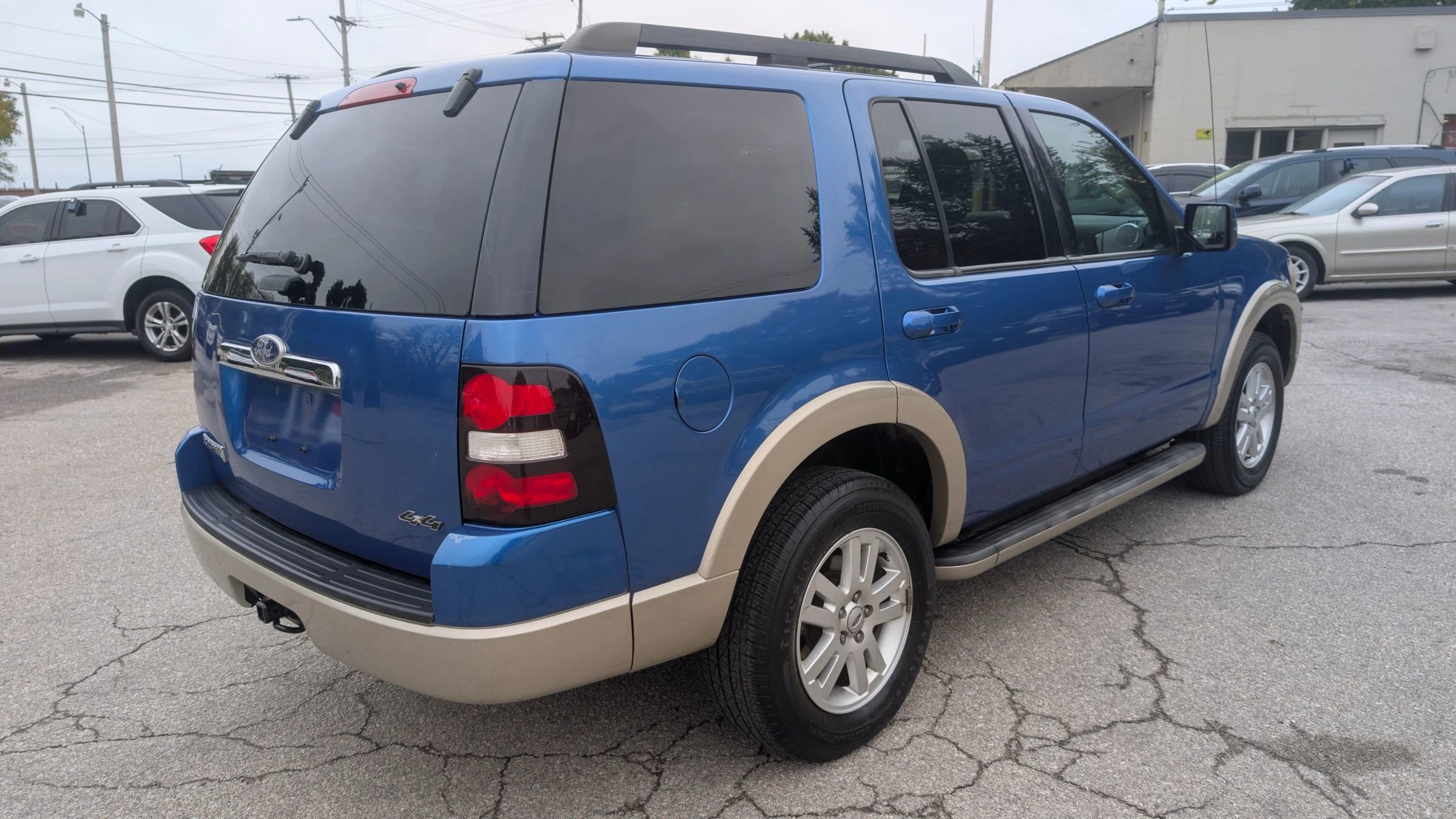 Used 2010 Ford Explorer Eddie Bauer image 5