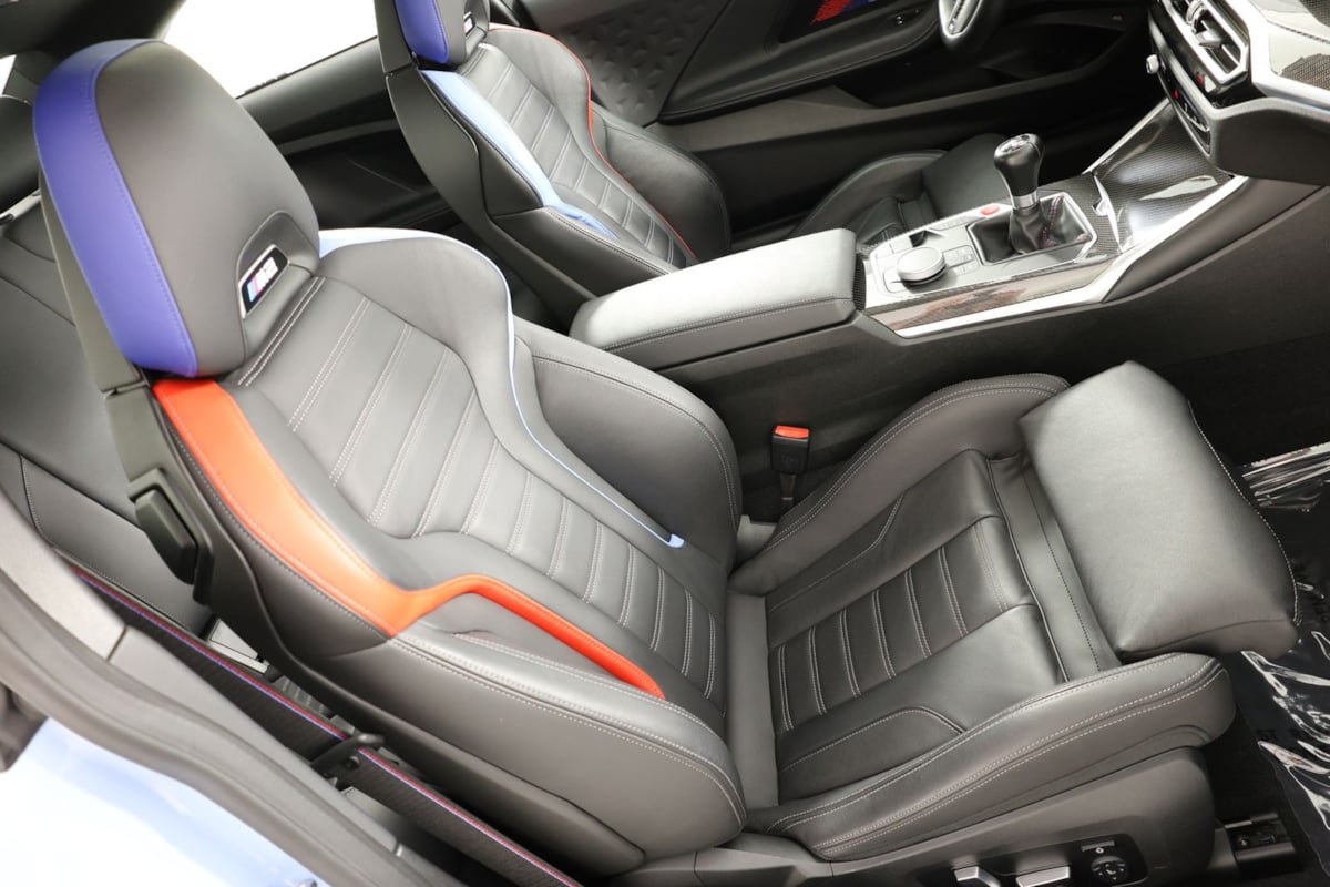 Used 2023 BMW M2 w/ Lighting Package RWD image 32