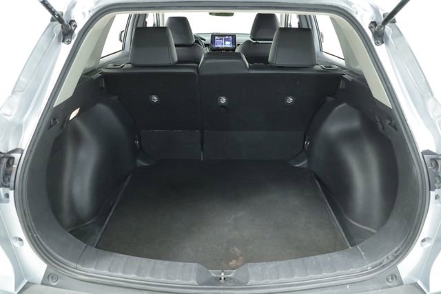 Used 2022 Toyota Corolla Cross XLE image 34