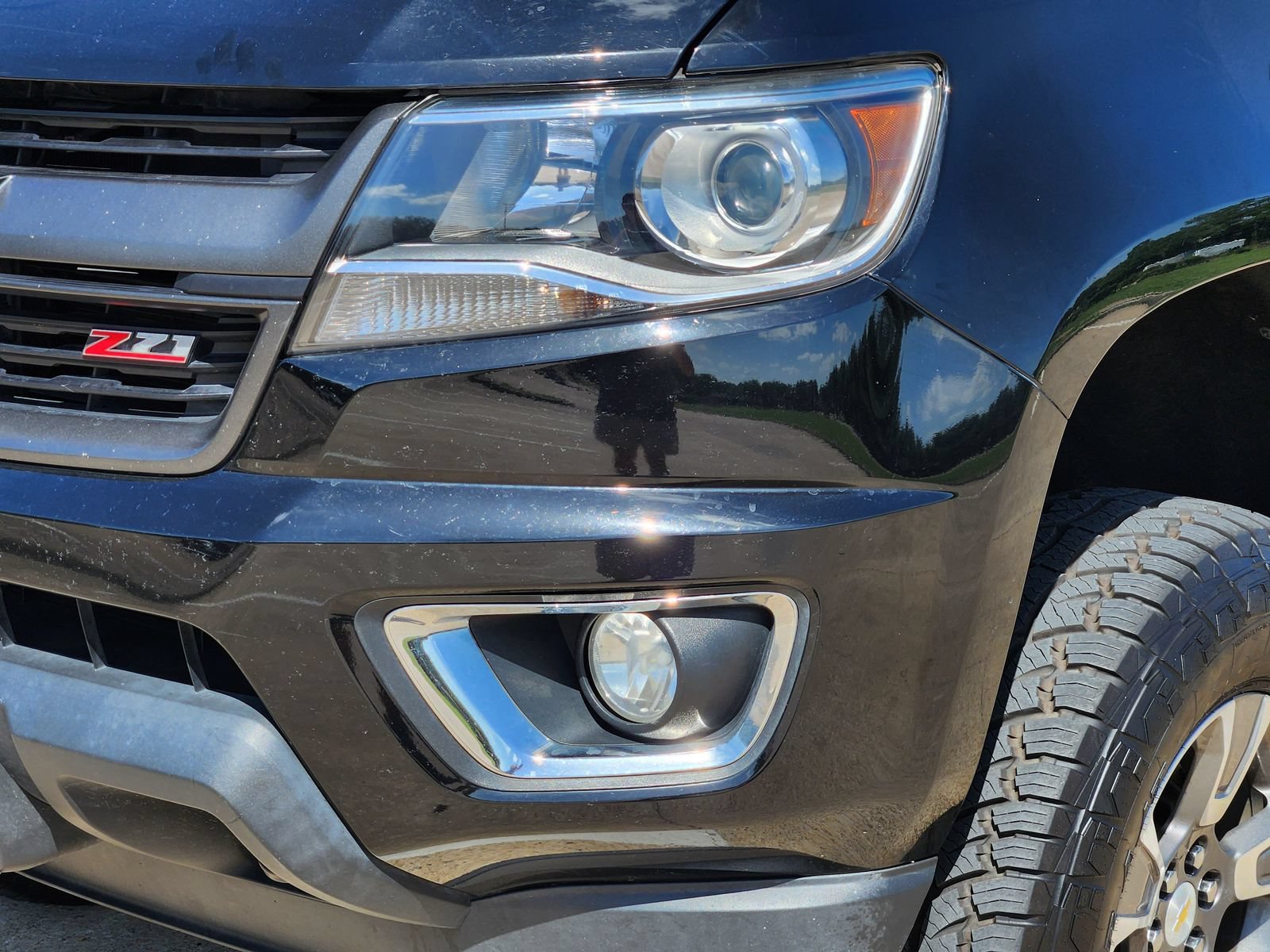 Used 2017 Chevrolet Colorado Z71 AWD/4WD image 10