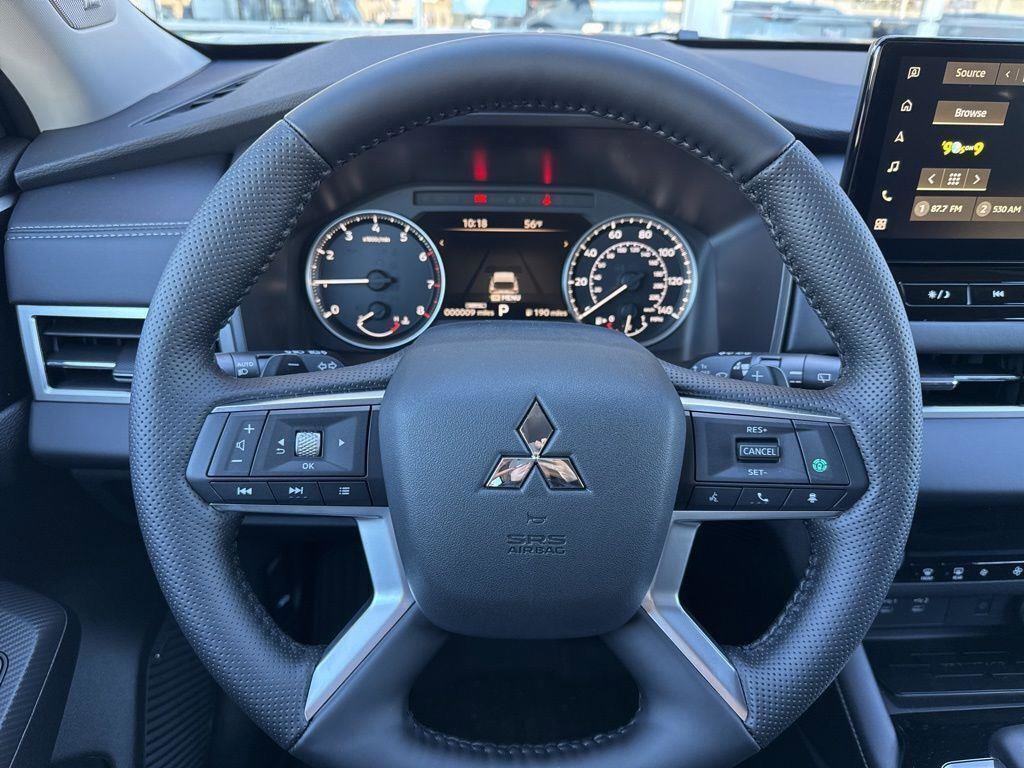 New 2026 Mitsubishi Outlander SE FWD image 15